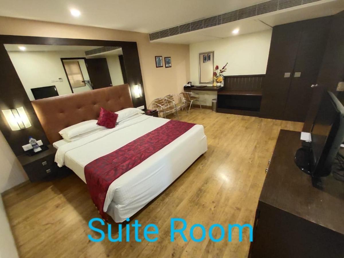 Arpanaa Hotel Tiruvannāmalai Exteriér fotografie